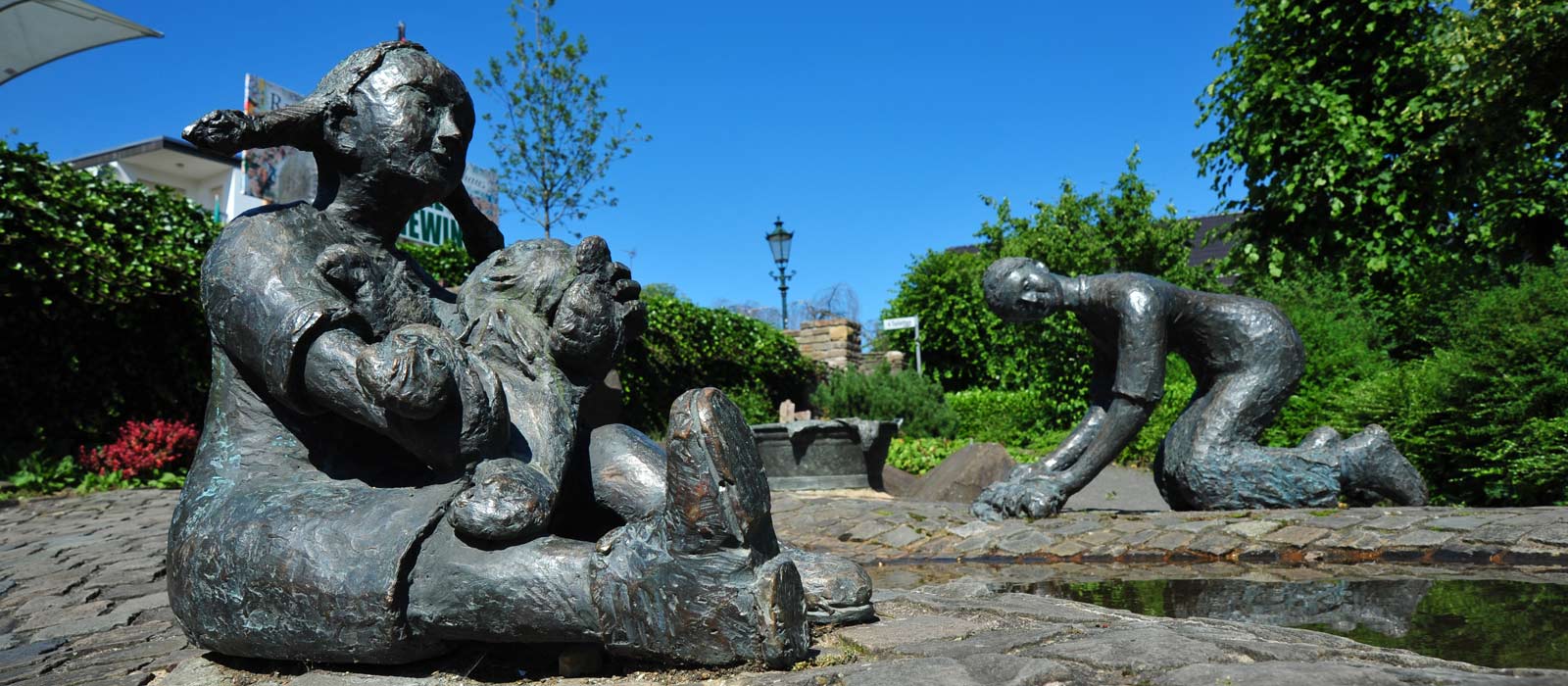 Lindlar Marktplatz und Brunnen